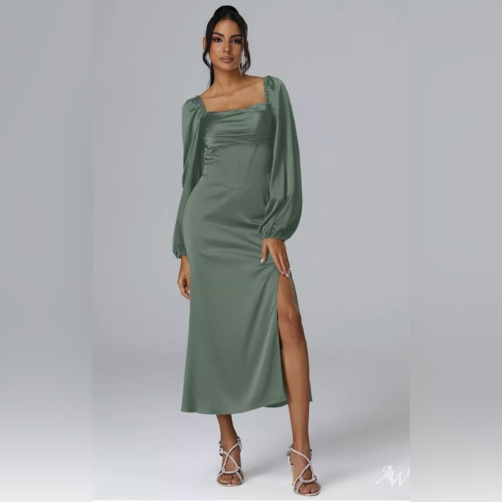 Elegant AW TABITHA DRESS
Satin Charmeuse Dark Olive Sz 4